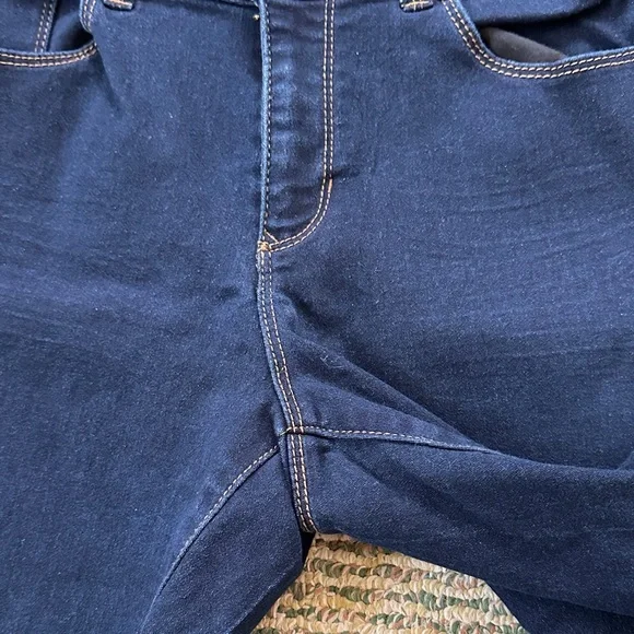 D.Jeans Dark Blue Ankle/Crop Jeans - Picture 5 of 9